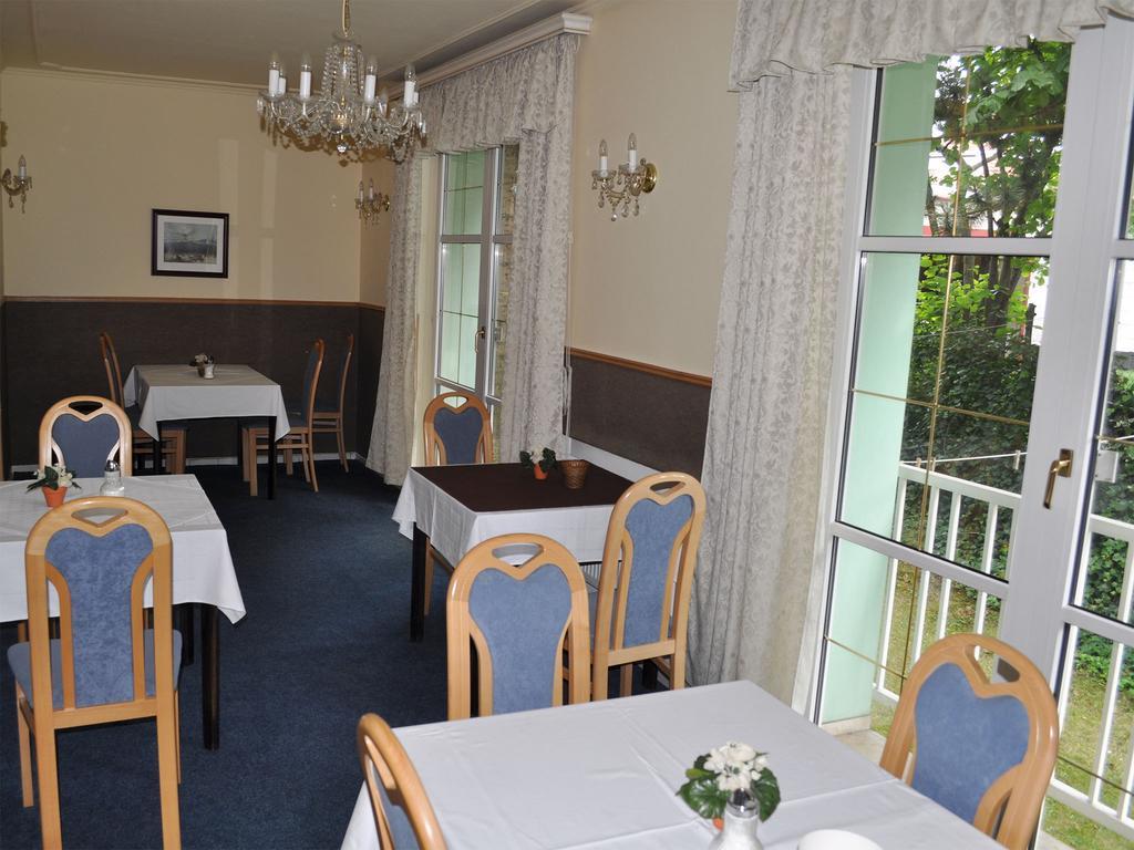 Hotel Wertheim Прага Екстериор снимка